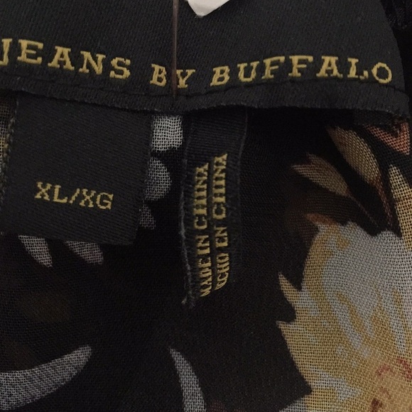 I Jeans by Buffalo Extra Large - Picture 5 of 6